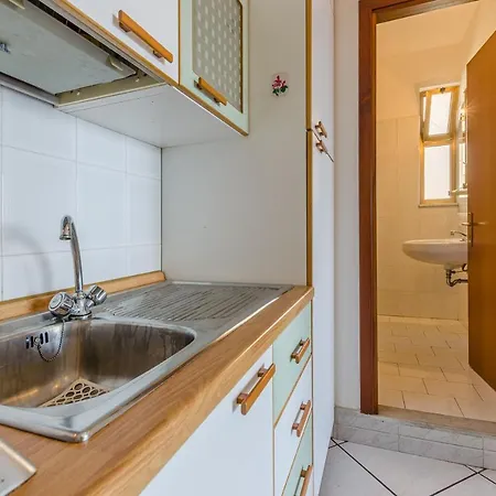 Apartment Casa Vacanze Donna Oxana Letojanni