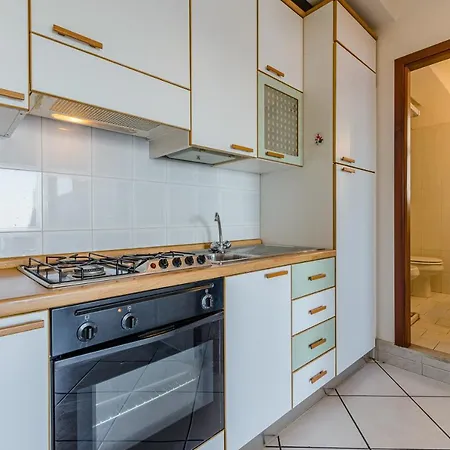 Apartment Casa Vacanze Donna Oxana Letojanni